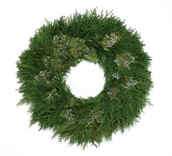 22" Cedar Wreath with Juniper